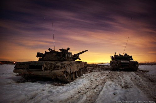 russian-army-armoured-division-military-exercise-1